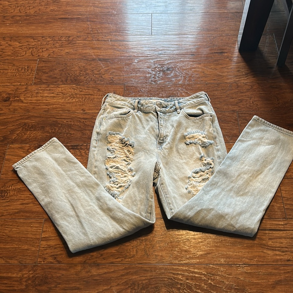 PacSun Trendy Light Blue distressed Mom Jeans size 28 - Picture 6 of 11